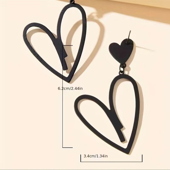 Black Matte Double Heart Drop Dangle Earrings Nwt - Picture 5 of 6